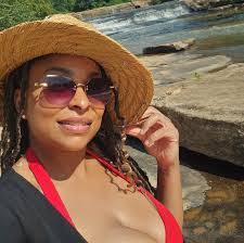 Jessica Meas's Instagram, Twitter & Facebook