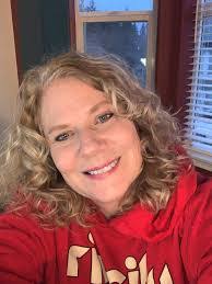 Diane Sarver's Instagram, Twitter & Facebook