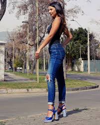 Daniela paz castillo vicuña (born september 26, 1984 in santiago) is a chilean female pop singer and actress born in wikimili the free encyclopedia. Daniela Castillo S Feet Wikifeet
