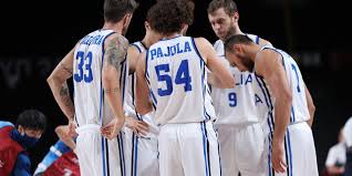 La nazionale di pallacanestro italiana è la selezione dei migliori giocatori di nazionalità italiana. 9guotal98mmrem