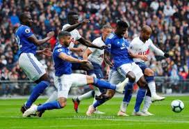 لوكاس مورا لاعب شهر أغسطس في الدوري الإنجليزي. Ø§Ù„Ø¨Ø±Ø§Ø²ÙŠÙ„ÙŠ Ù„ÙˆÙƒØ§Ø³ Ù…ÙˆØ±Ø§ Ù‡Ø±Ø¨Øª Ù…Ù† Ø­ÙŠØ§Ø© Ø§Ù„Ù…Ø¬Ø±Ù…ÙŠÙ† ØµØ­ÙŠÙØ© ÙƒÙØ± Ùˆ ÙˆØªØ± Ø§Ù„Ø¥Ù„ÙƒØªØ±ÙˆÙ†ÙŠØ©