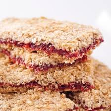 Carres Au Beurre D Arachide Je Cuisine Confort Food Food Snack Recipes