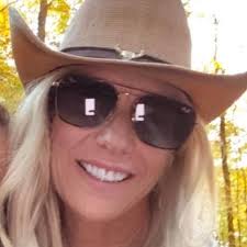 Profile for Leslie Ann Hood