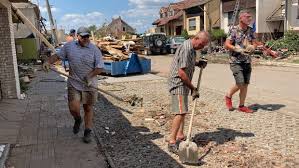 Bouře s krupobitím na jižní moravě poškodila církevní stavby. Mhfgddw1cumym