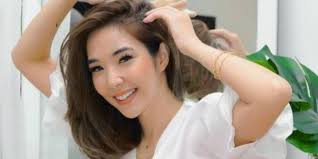 Video diduga mirip gisel, alias gisella anastasia kembali viral di media sosial. Ku Rnzl10z0iom