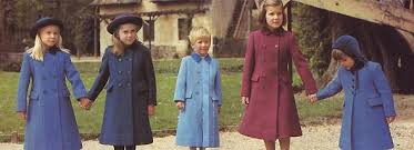 Produits cyrillus boutique en ligne. Cyrillus Modernise La Famille Modele Francaise Madame Figaro
