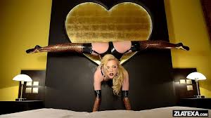 Watch flexible in gold - Latex, Flexible, Contortionist Porn - SpankBang