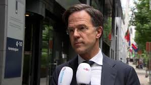 À quelques semaines de son procès, une ancienne pétition demandant sa libération s'approche des. 5hmy2ate3a4pem