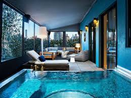 And you get to do this in your own private whirlpool or jacuzzi tub. 8 Best Hotels With An In Room Jacuzzi In The U S With Prices Photos Trips To Discover