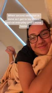 Ellie Kramer (@_elliekramer)