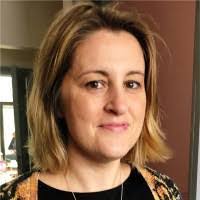 Nicolette Lowe's Instagram, Twitter & Facebook