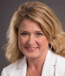 Harris Teeter and Titan Farms Donate 37,800 lbs of Fresh Peaches; Danna  Robinson and Lori Anne Carr Comment