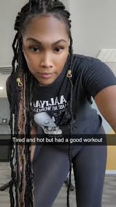 Andre Deshazo's Instagram, Twitter & Facebook