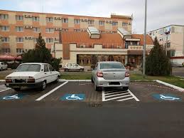 Jul 03, 2021 · invitat la o emisiune televizată a postului târgumureșean m9, difuzată în urmă cu câteva zile, primarul municipiului târgu mureș, soós zoltán, a menționat că administrația locală încearcă să rezolve situația problematică a locurilor de parcare din zona platoului cornești. S A Schimbat Legea Ce PÄÅ£esti De Acum Incolo DacÄ Parchezi Pe Locurile Pentru Persoane Cu Handicap Jurnal Giurgiuvean