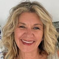 Missy Moss's Instagram, Twitter & Facebook