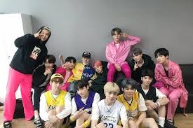 5.ia bergabung dengan big hit entertainment pada tahun 2010. Mengintip Kantor Baru Agensi Bts Big Hit Entertainment Halaman All Kompas Com