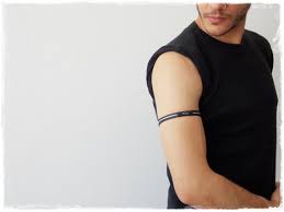 Daywear accessories included cloche hats, seamed stockings, a small purse, gloves and maybe jewelry. Upper Arm Bracelet Yin Yang Armaband Elven Larp Leather Etsy