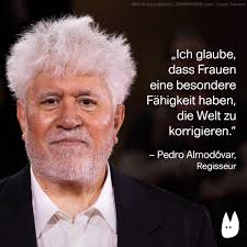 Der Spanier wird heute 75 Jahre alt. Almodóvar ist bekannt für Filme wie  "Alles über meine Mutter" oder "Sprich mit ihr" und durfte bereits zwei  Oscars mit nach Hause nehmen 🎭