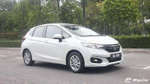 It comes with the option of a variable speed cvt gearbox. Honda Jazz 1 5 V Cvt In Philippines View Interior And Exterior Images Autofun
