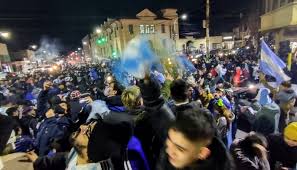 We did not find results for: Santa Cruz Rio Gallegos Se Tine De Celeste Y Blanco Para Festejar La Copa America