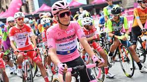 De wikipedia, la enciclopedia libre. A Bola Joao Almeida Paguem Dois Milhoes De Euros E Falamos Ciclismo