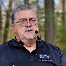 Karen Doan's Instagram, Twitter & Facebook