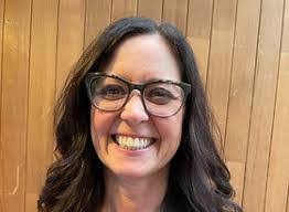 Laura Woodworth's Instagram, Twitter & Facebook