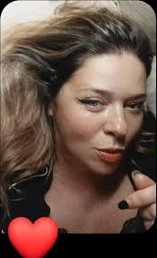 I'm single, from Italy.... I'm 51... anyone in my age range for friendship?