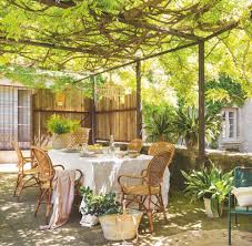 Quien Lo Iba A Decir Medieval Y Contemporanea Pergola Rustique Patio Pergola Pergola Blanche