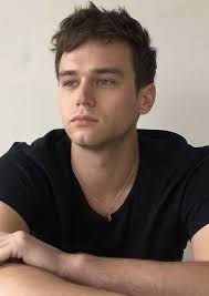 Royal Elite Series Fan Casting