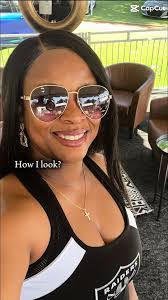 Sherri Golding's Instagram, Twitter & Facebook