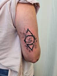 With these mods, you'll be able to get tattoos all over your. Are We Still Sharing Tattoos This Is Very Fresh Skyrim