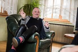 Maybe you would like to learn more about one of these? Merkel Olyan Isten Aki Nem Tud Magyarul Nagy Fero 70 Mandiner