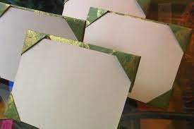 Untuk menambahkan bingkai ke foto, cukup buka editor dan pilih bingkai favorit anda dari daftar (misalnya, bingkai vintage atau grunge), atau cukup tambahkan. 7 Cara Bikin Bingkai Foto Lucu Dari Kertas Origami Mudah Kok