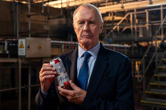 Hurst and Budweiser urge England football team to 'bring it home'