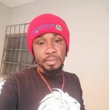 Bonne fête de Ramadan à tous les musulmans d'ici et d'ailleurs.....