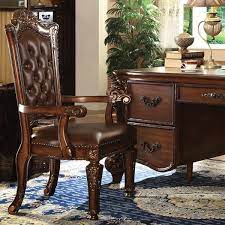 Kursi kantor juga terdiri dari berbagai macam jenis yaitu sebagai berikut. Kursi Kantor Tanpa Roda Termurah Di Jepara Kualitas No 1