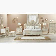 Use these beautiful modern bedroom ideas as inspiration for your own fabulous decorating scheme. Shop Versailles 6 Piece King Bedroom Set 180x210 Cm Online Home Centre Uae