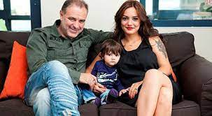 5 sezondur ekranda olan eşkıya dünyaya hükümdar olmaz dizisinin feyyaz'ı burak sergen, 10 yaşındaki oğlu cansın'ın. Vtosq7ywen1dum