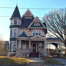 The peak population of galesburg was in 1990, when its population was 33,748. Pin Auf Victorian Homes