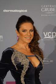 Schauspielerin christine neubauer ist in tiefer trauer. Christine Neubauer Wikipedia