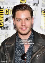 72 Comic Con International 2017 Freeform Press Line For Stitchers And  Shadowhunters Photos & High Res Pictures