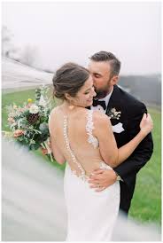It is a bit confusing because all of the wineries there are attempting to. 12 Ridges Vineyard Wedding Charlottesville Tent Wedding Virginia Winery Wedding Caroline And Andrew Kir2ben Com