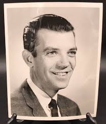 Mike Mitchell do you remember K. K. Kinnerly ? I forgot what he did but I  remember meeting him when I hired on.