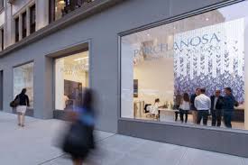 We are also committed to helping our customers get the job done right. Porcelanosa Flagship Showroom Foster Partners Archello