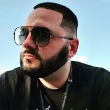 Jon Young (@jonyoungmusic)