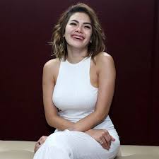 Selfie Bareng Maria Ozawa, Nikita Mirzani Berbusana Lebih Seksi - ShowBiz  Liputan6.com