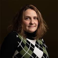 Anna Ptasznik's Instagram, Twitter & Facebook