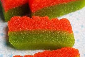 Siapkan saja daun lidah buaya yang besar dan cukup tua agar dagingnya banyak, lalu pilih salah satu cara berikut Tidak Seganas Nama Kuih Gelembung Buaya Bangkitkan Selera Astro Awani