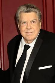 On Tuesday May 20, actor George Wendt's publicist confirmed the news of his  death, revealing Wendt had died peacefully in his sleep while at home. >>>  https://modmomsclub.com/lifestyle-entertainment/news/cheers-george-wendt-dead/?utm_campaign  ...